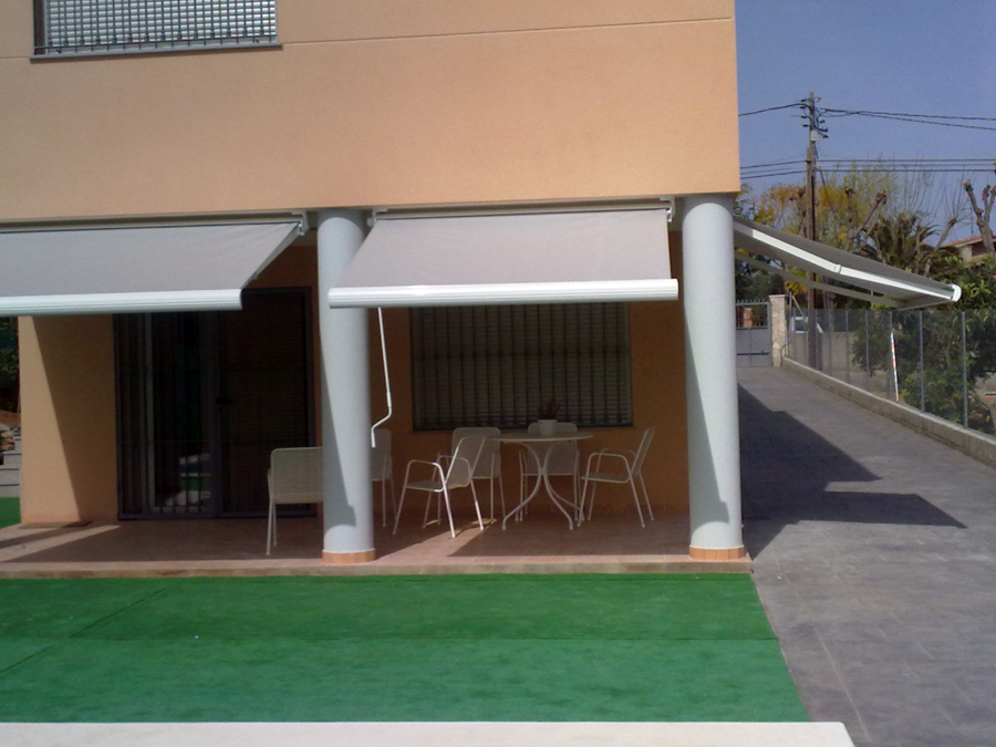 TOLDOS BRAZO INVISIBLE COFRE