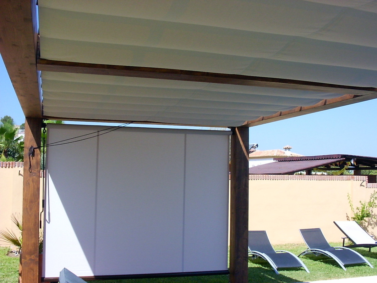 Toldos en Pergola de Madera