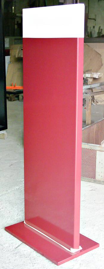 Paneles informativos, soportes...