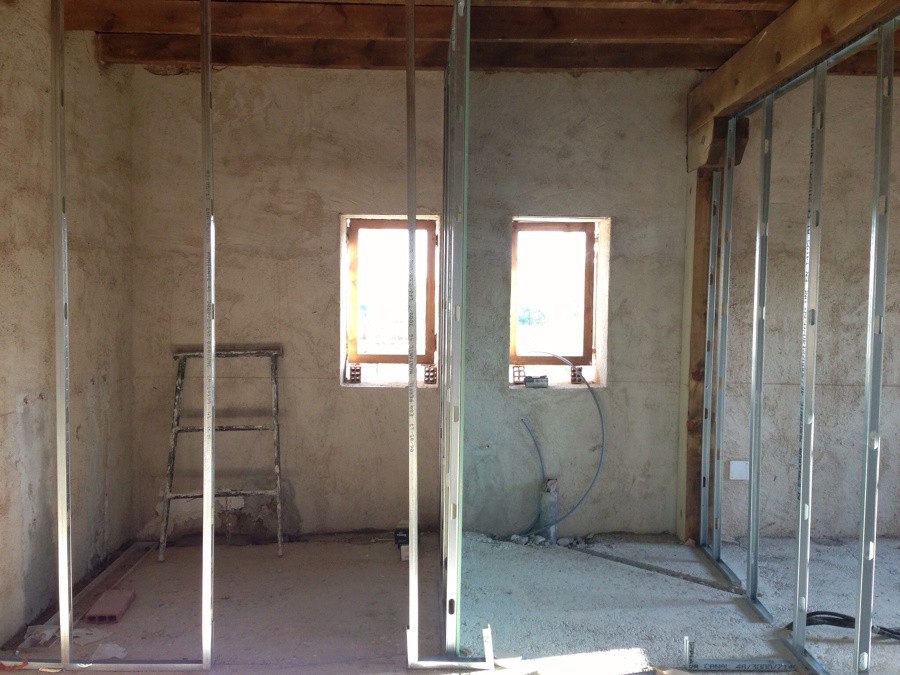 Trabajos de pladur en casa rural