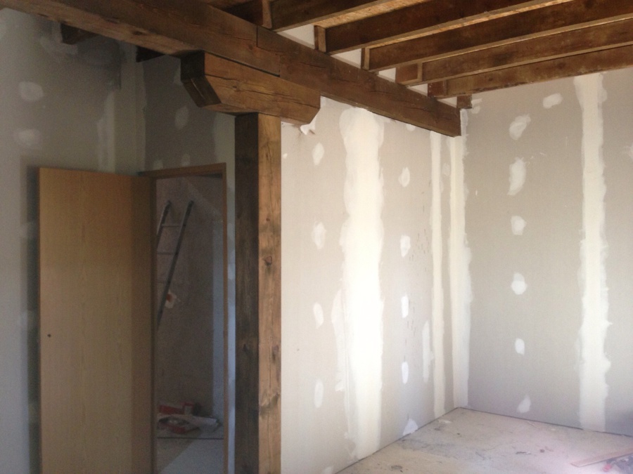 Trabajos de pladur en casa rural