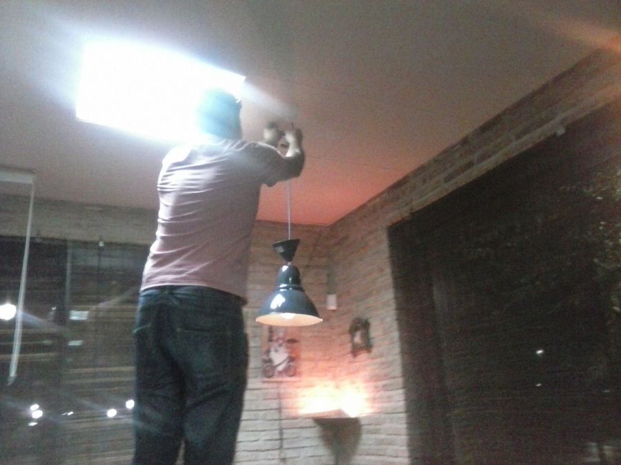 Instalación eléctrica de luminaria