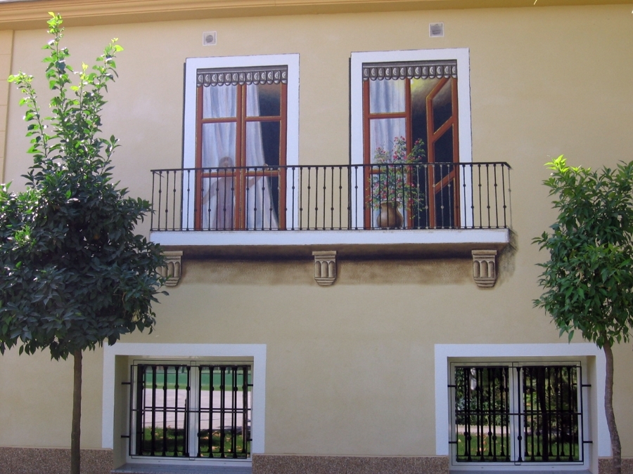 Trampantojo en fachada