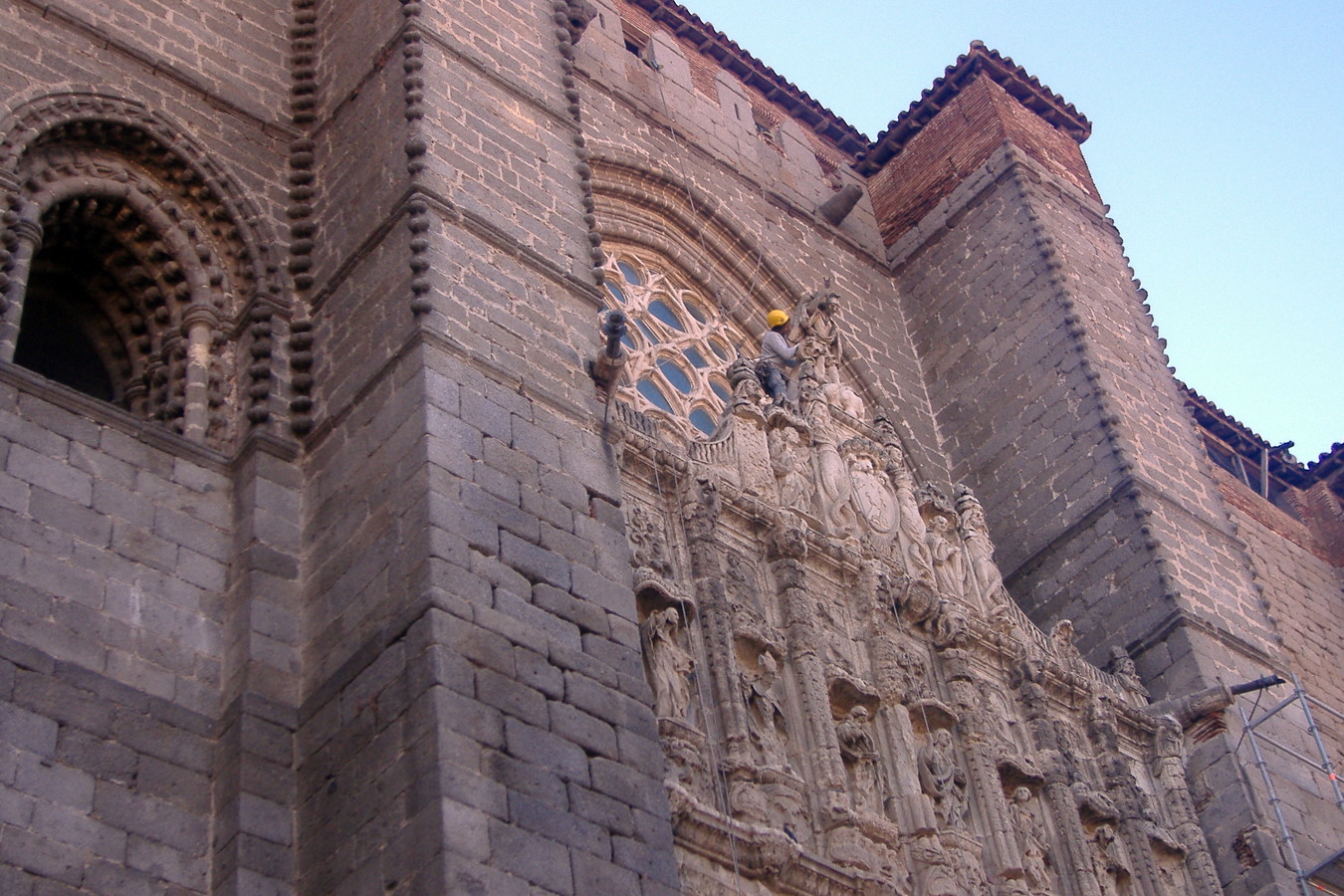 Tratamiento anti palomas (Catedral de Avila)