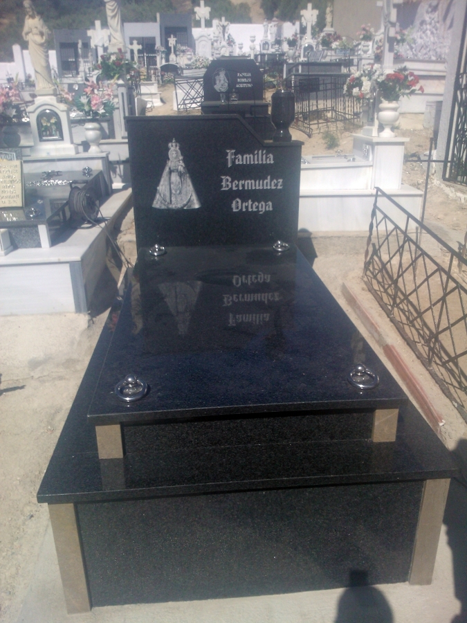 tumba de negro sudafrica