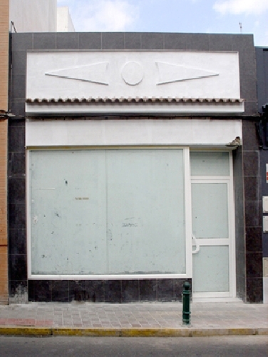 Ultimos trabajos (zapatería en calle Romera_Dos Hermanas)