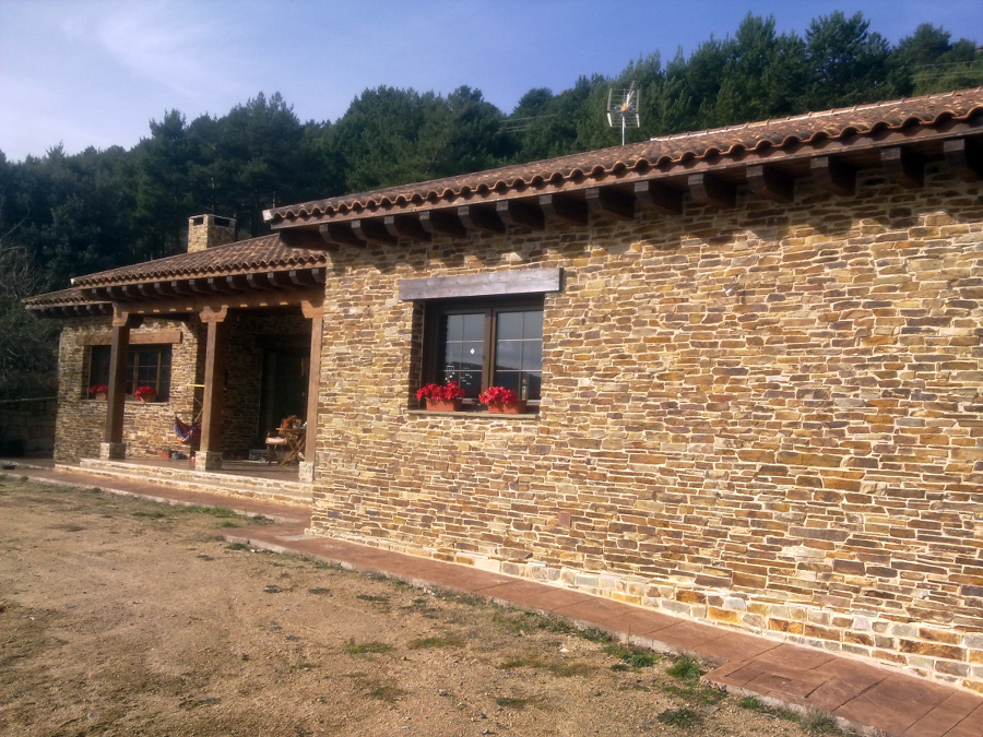 Un chalet de ladrillo visto en Becerril de la sierra