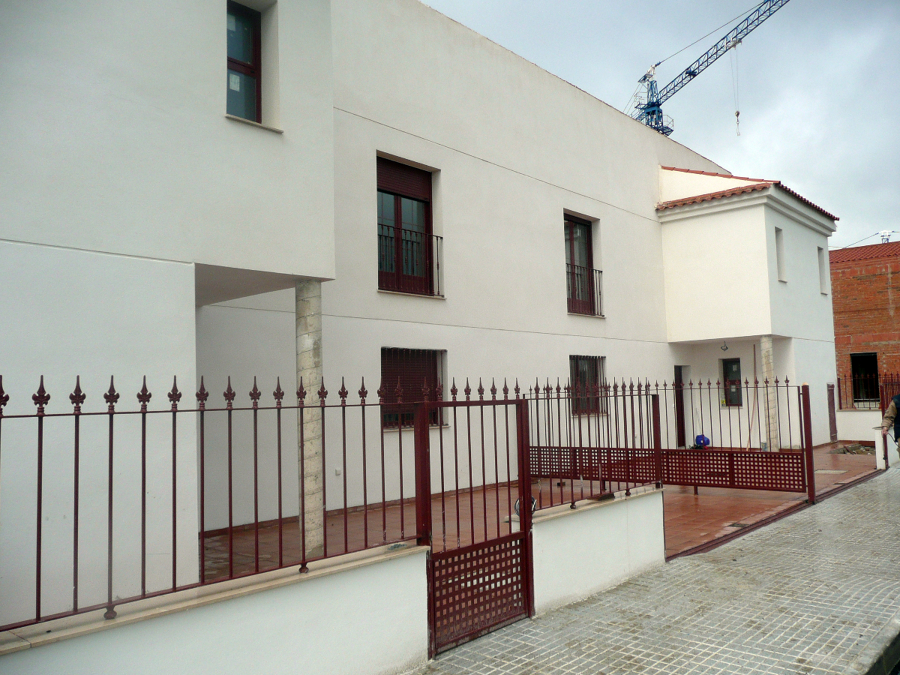 UNIFAMILIARES ADOSADAS 