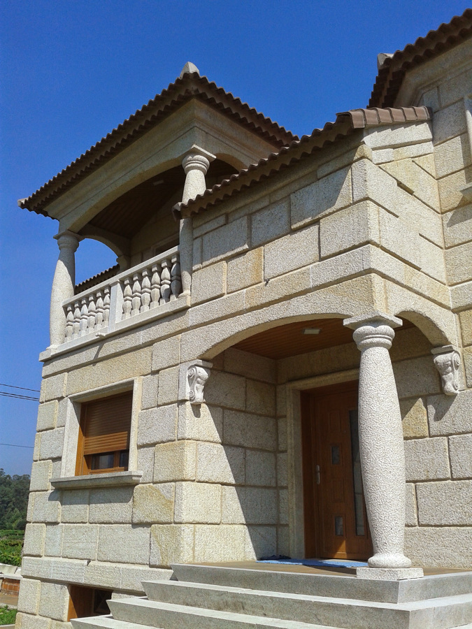 Piedra natural vivienda unifamiliar