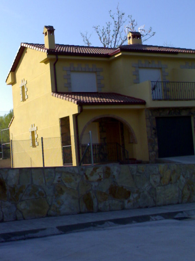 14 Viviendas en Urb. Navalpino