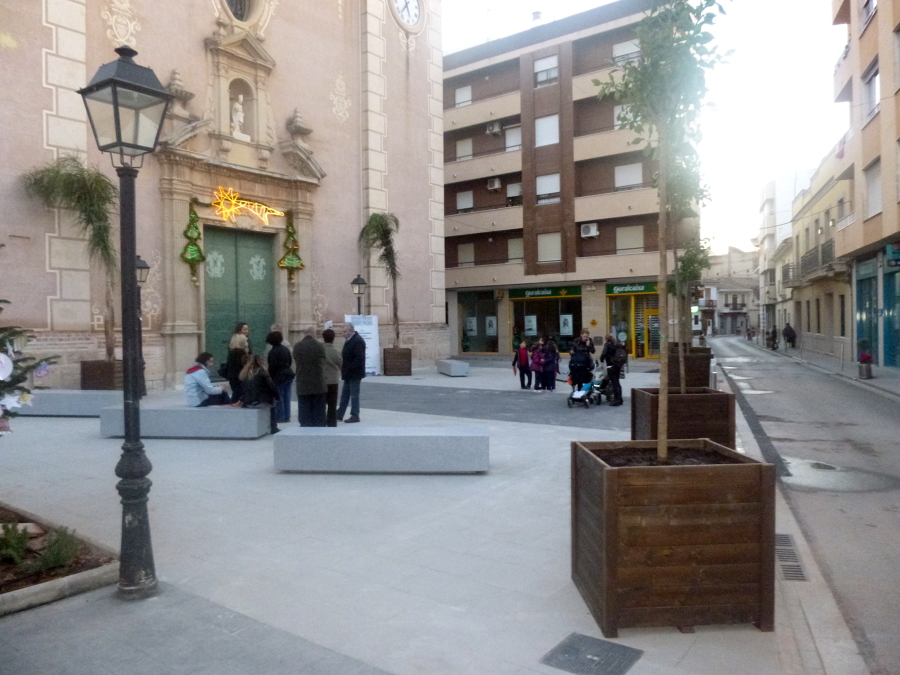 Urbanización Plaza Iglesia Vinalesa