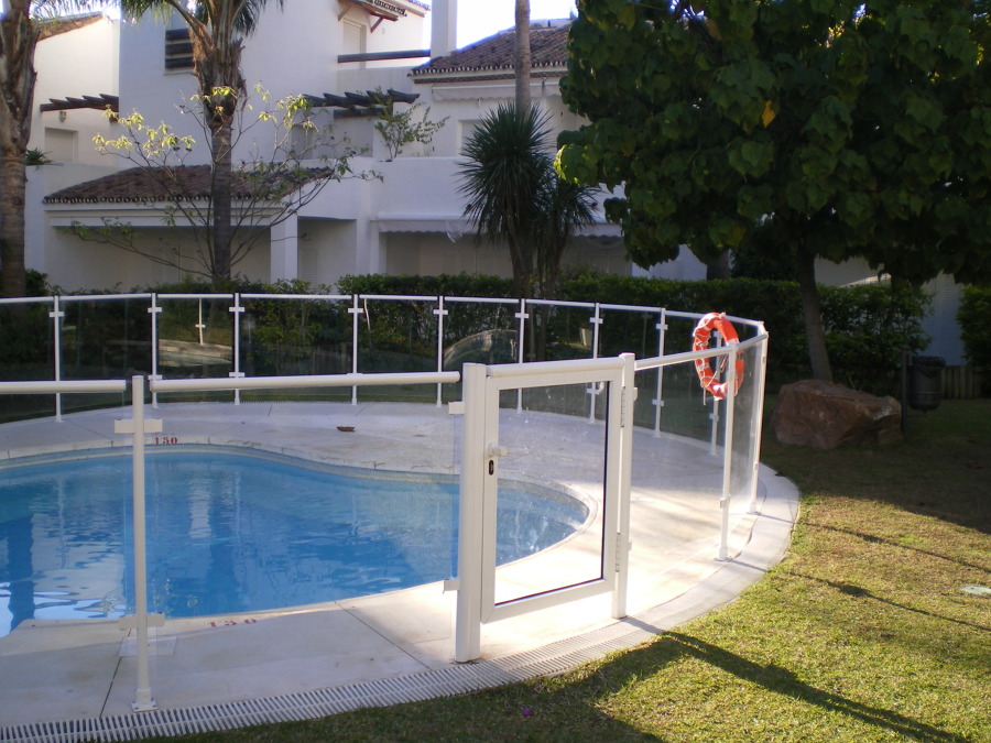 valla de proteccion de metraquilato