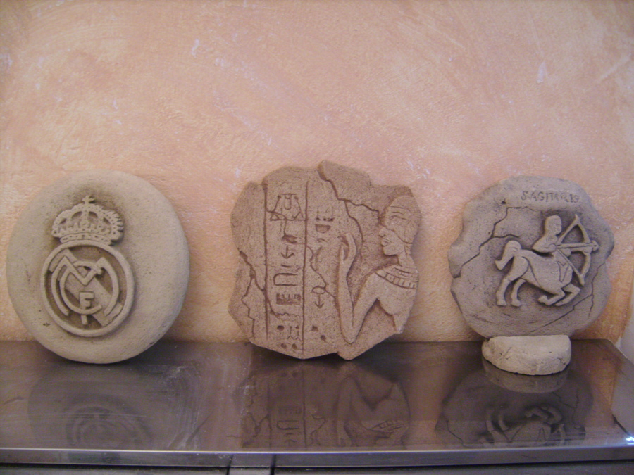 Escudos, Deportivos y Zodiacales