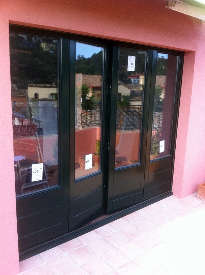 Ventana exterior de madera cierre Europeo