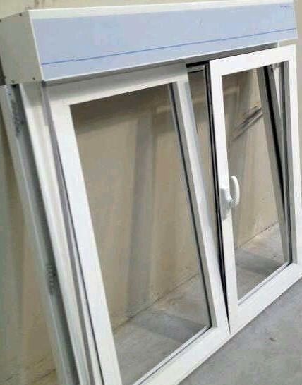 Ventana oscilobatiente en lacado blanco
