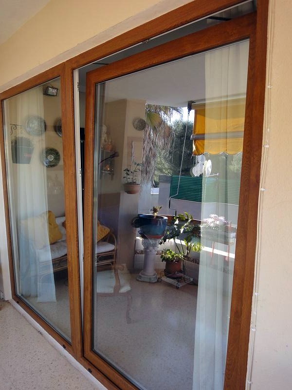 Ventana Pvc osciloparalela 
