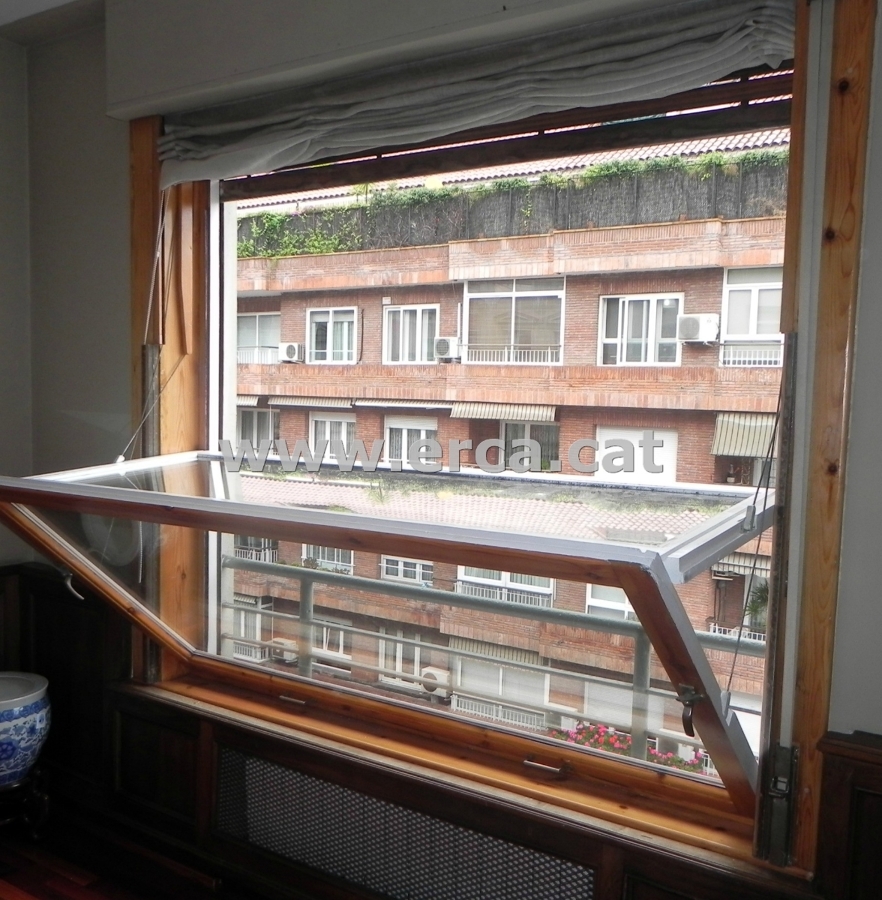 Ventana de guillotina