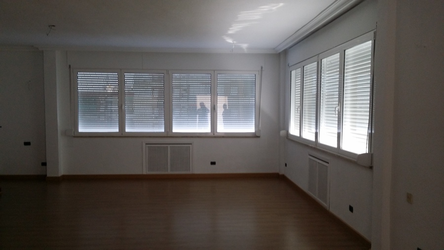 ventanas osciló con rotura