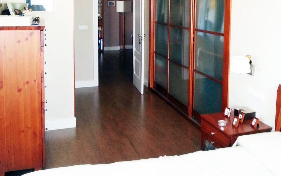 Vestidor en dormitorio piso camino de ronda