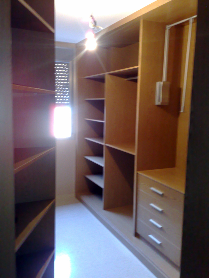 VESTIDOR MODULOS ENFRENTADOS