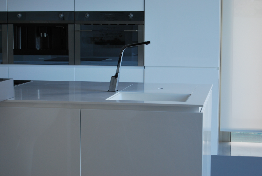 Cocina Lacada Blanco-Gris