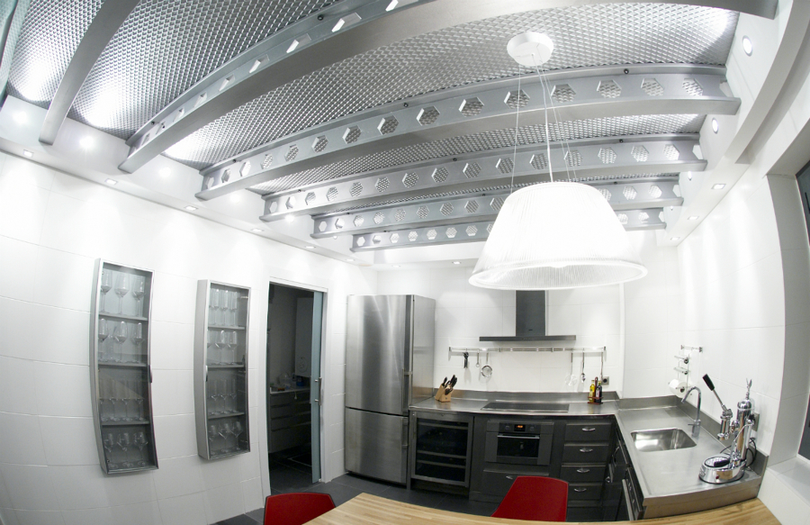 Vigas de hierro imitación.