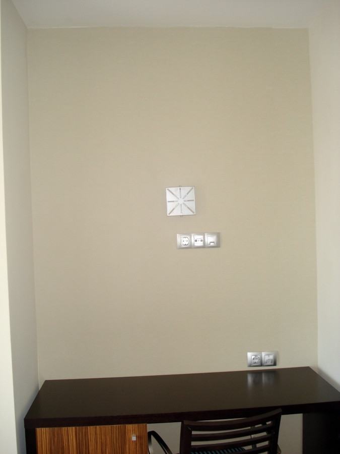 VINILO EN HABITACION HOTEL