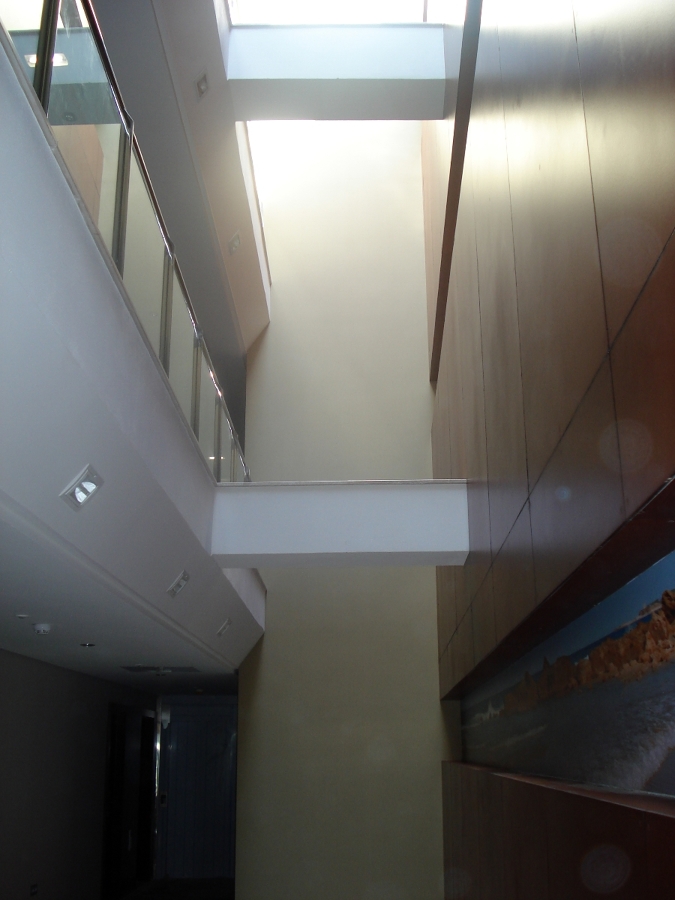 VINILO HUECO ESCALERA HOTEL