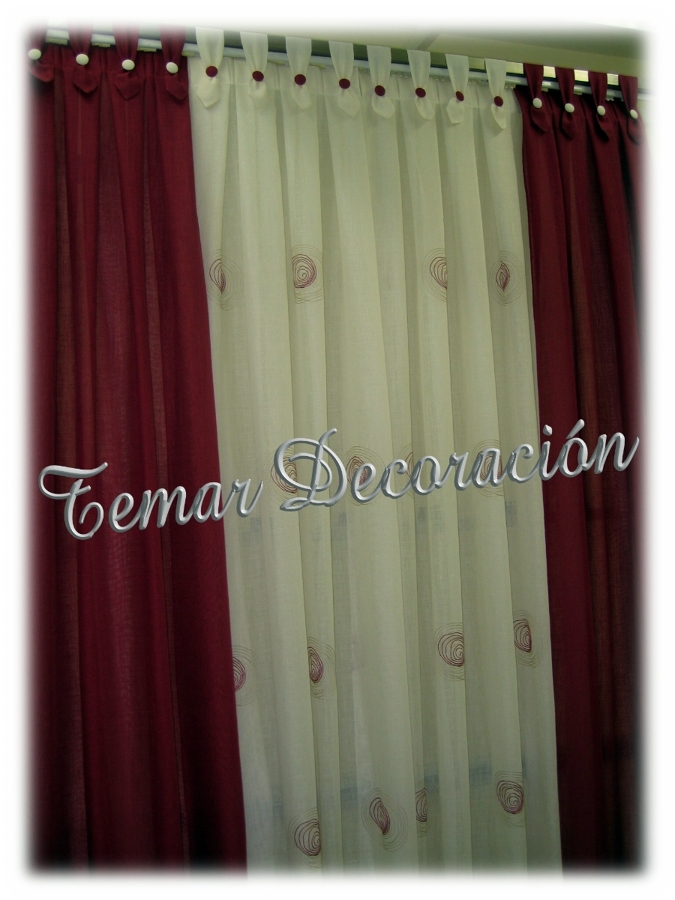 Visillos y Caidas con Presillas y Botones.