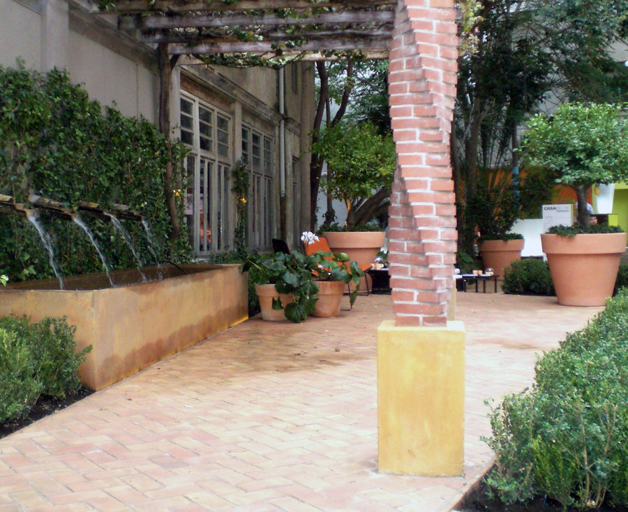 DISEÑO Y CONSTRUCCIÓN JARDÍN COMUNITARIO
