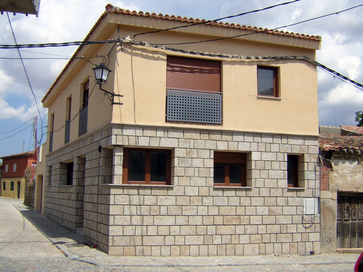 VIV.UNIFAMILIAR. CARDEÑOSA. AVILA