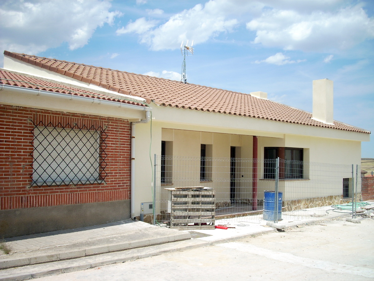 VIV.UNIFAMILIAR. HERNANSANCHO. AVILA