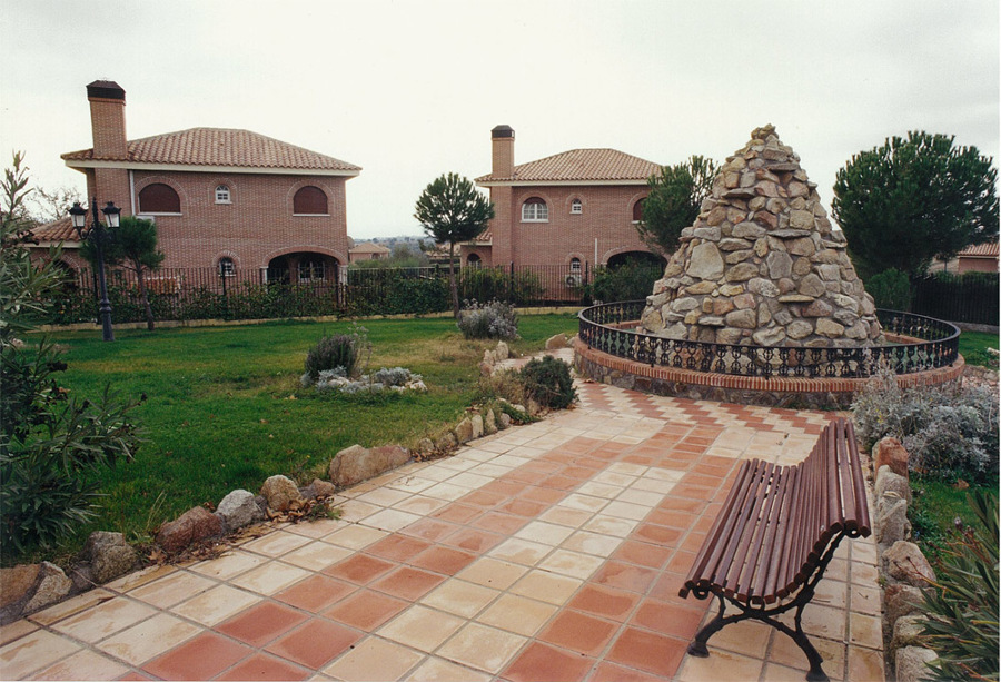 Viviendas y urbanización