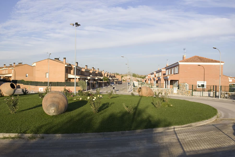 Viviendas y urbanización