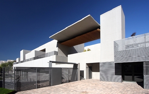 Vivienda Colectiva. Pinto