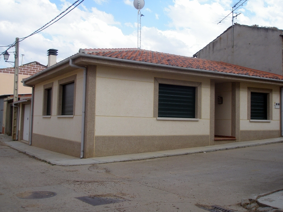 Vivienda de una planta en esquina