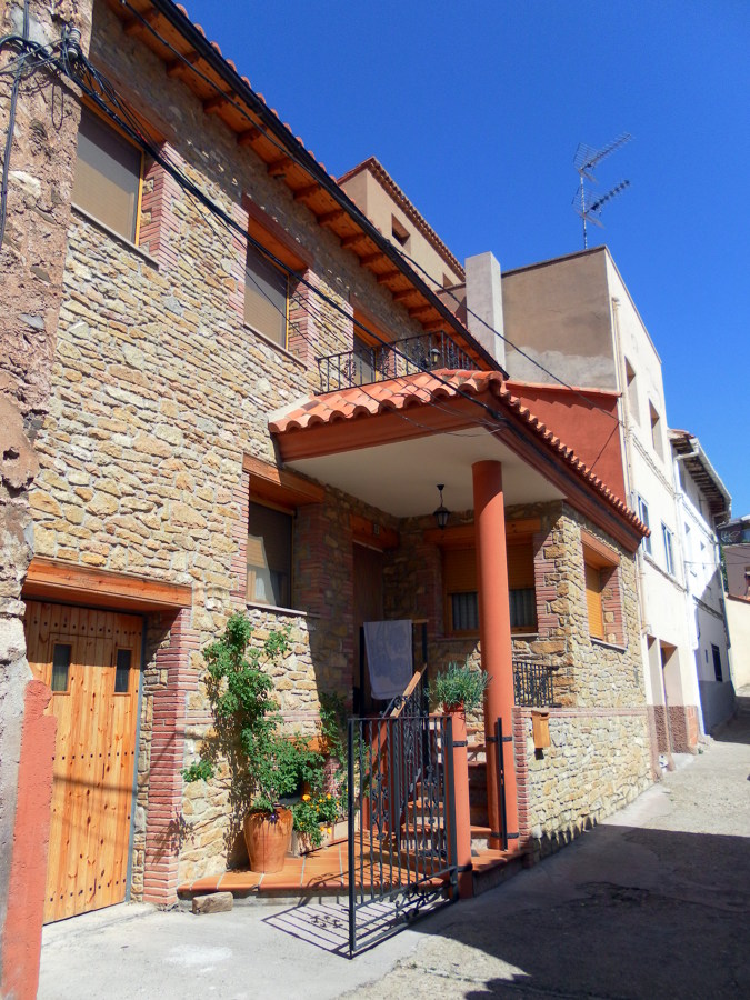 VIVIENDA EN MONTALBAN