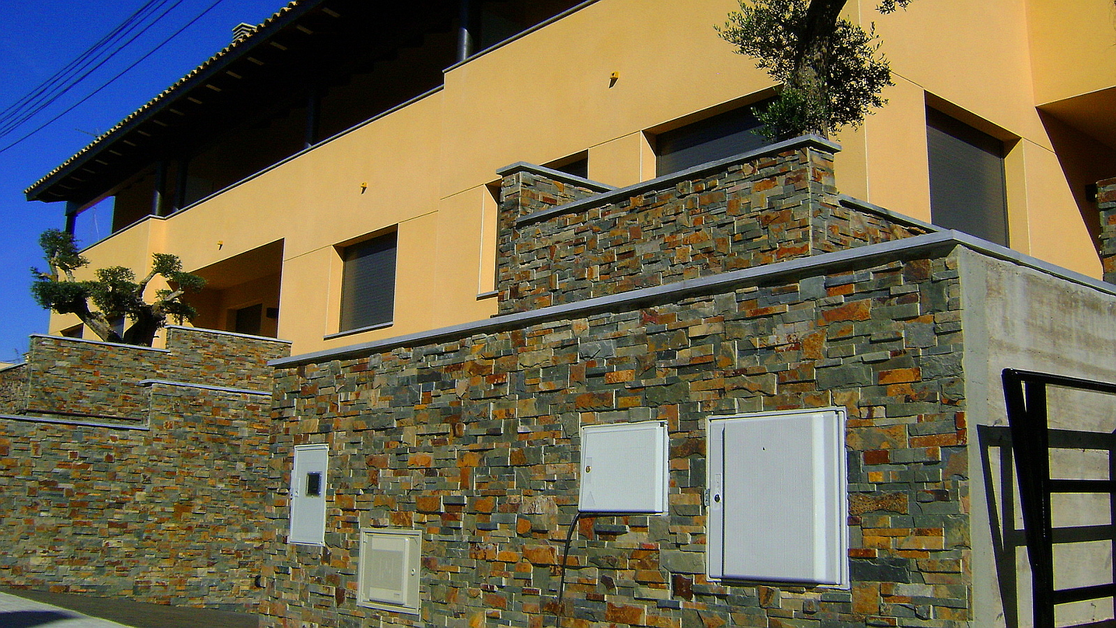 Vivienda unifamiliar aislada Fachada 2
