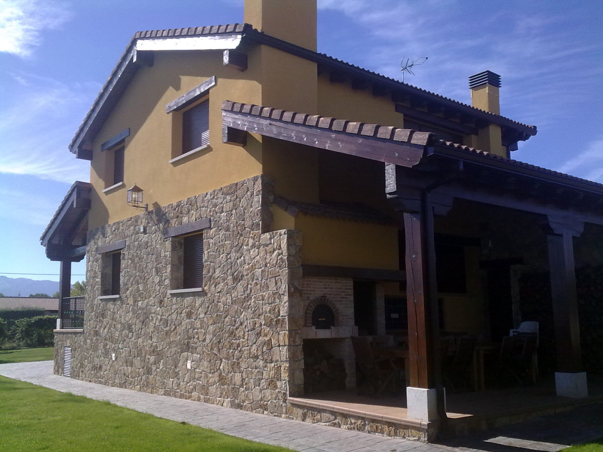 VIVIENDA UNIFAMILIAR AISLADA. RIAZA. SEGOVIA.