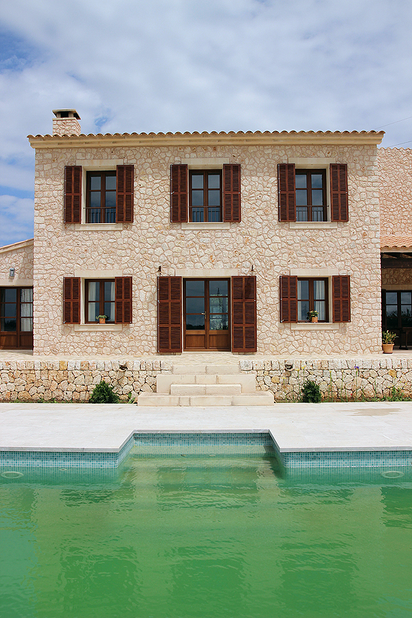 VIVIENDA UNIFAMILIAR CON PISCINA EN MANACOR