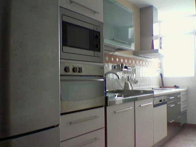 Vivienda unifamiliar en bloque sita en Sevilla. Cocina