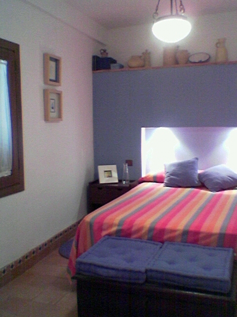 Vivienda unifamiliar en bloque sita en Sevilla. Dormitorio 2