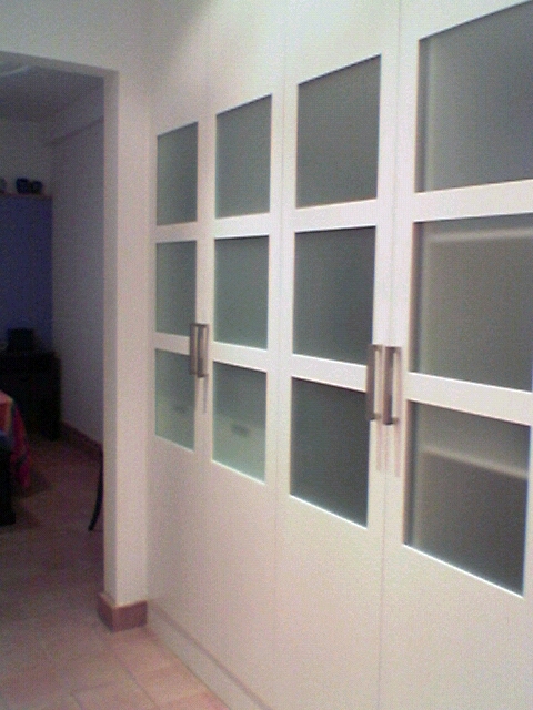 Vivienda unifamiliar en bloque sita en Sevilla. Vestidor