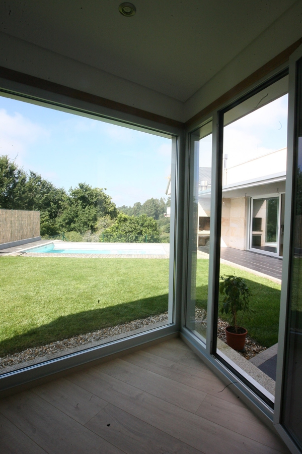 VIVIENDA UNIFAMILIAR EN CABRAL, VIGO