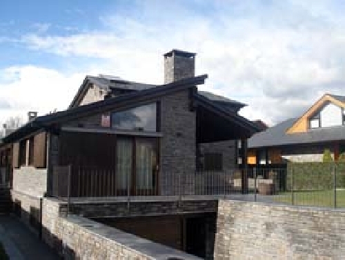 Vivienda Unifamiliar en Guils de Cerdanya, Girona. (1)