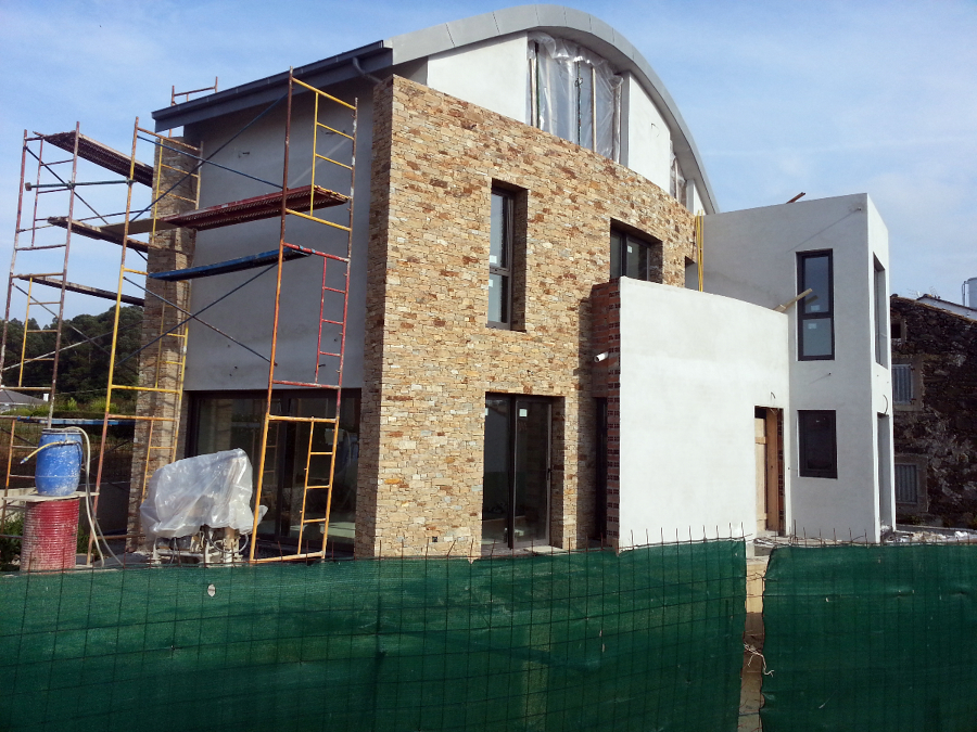 VIVIENDA UNIFAMILIAR EN MERA - OLEIROS