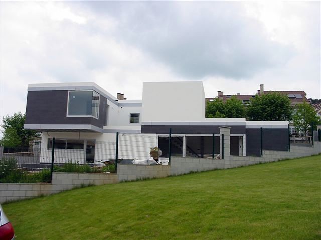 Vivienda unifamiliar en Romadeiro, Oleiros (A Coruña).