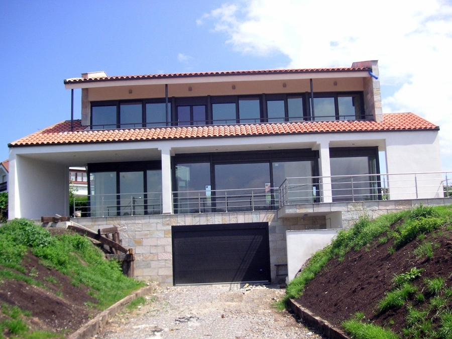 Vivienda unifamiliar en San Miguel de Arroes.