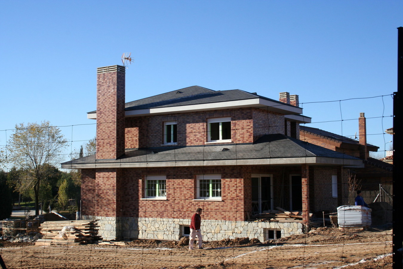 VIVIENDA UNIFAMILIAR 