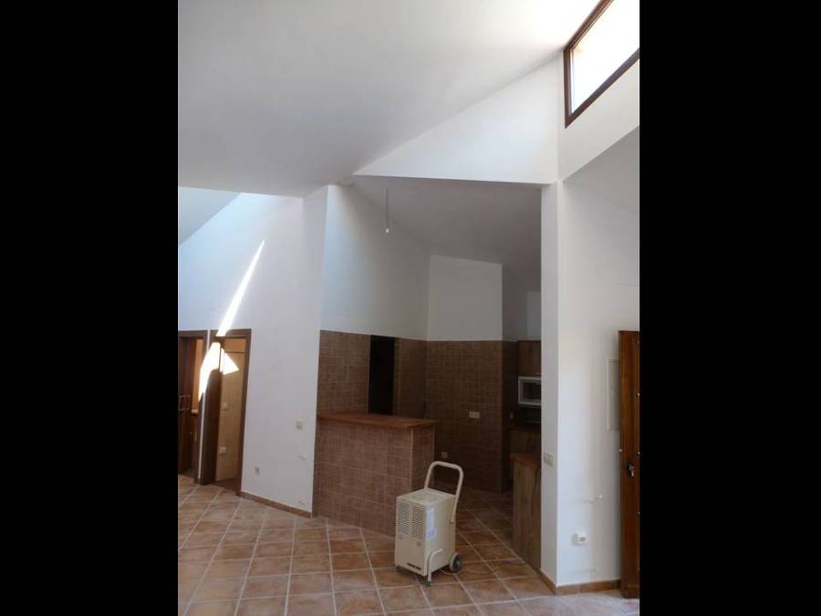 VIVIENDA UNIFAMILIAR EN ZAPARDIEL DE LA RIBERA  (AVIILA)